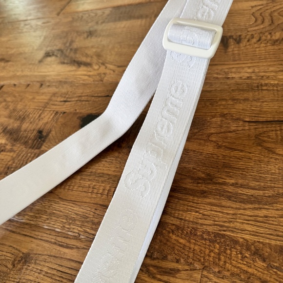 New Supreme Woven Shoulder Bag White SS23 Jacquard Adjustable HTF - Picture 10 of 14